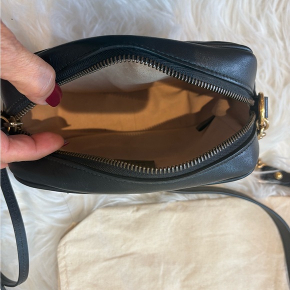 Gucci GG marmont mini camera bag Quilted Leather Crossbody Bag - Picture 5 of 12